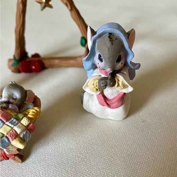 Midwest Mousekins Nativity Set - Picture 16 of 16